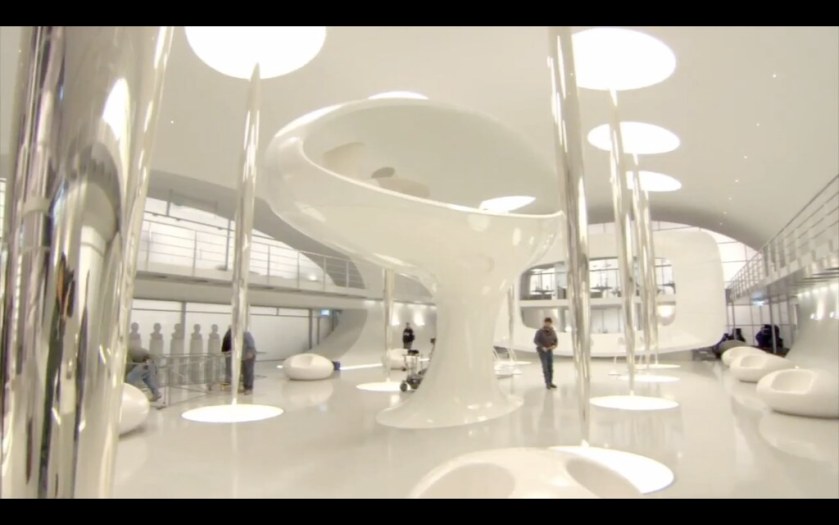 MIB HQ - This is iPod Future, all white and ambient lighting.
