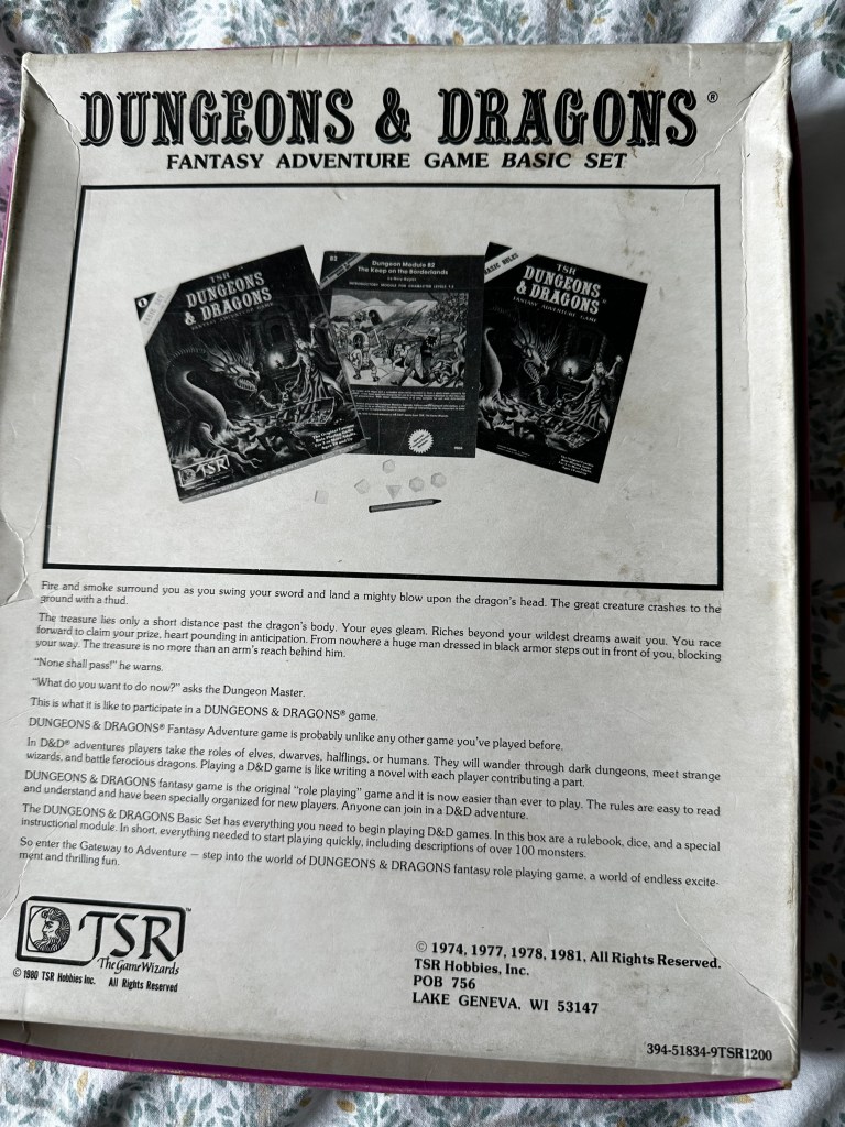 The back cover of the Moldvay Basic D&D boxed set. Shows and describes the contents.